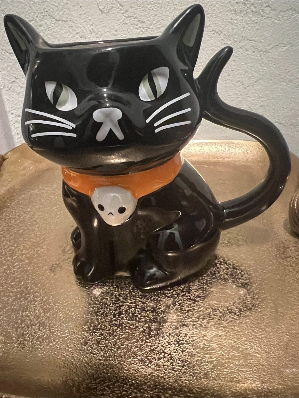 #2079**Black Ceramic Cat Mug with Orange Collar and Skull Charm - Picture 1 of 14